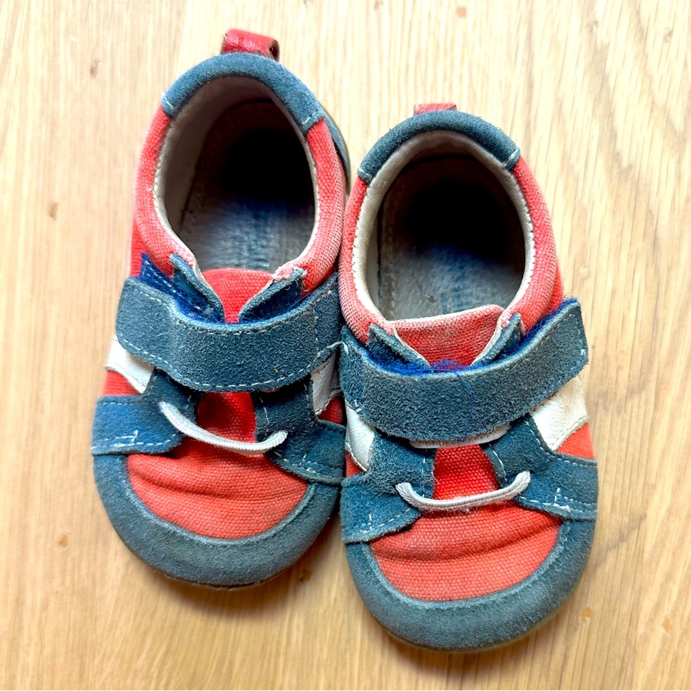 See Kai Run Sneakers GUC
